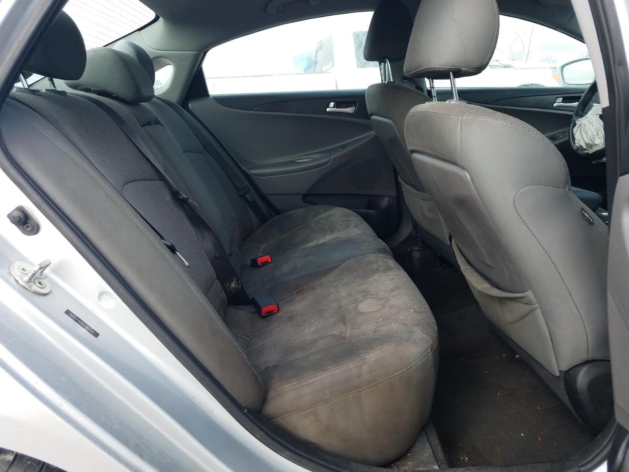 Photo 6 from auction – 2014 HYUNDAI SONATA GLS with VIN 5NPEB4AC6EH843646