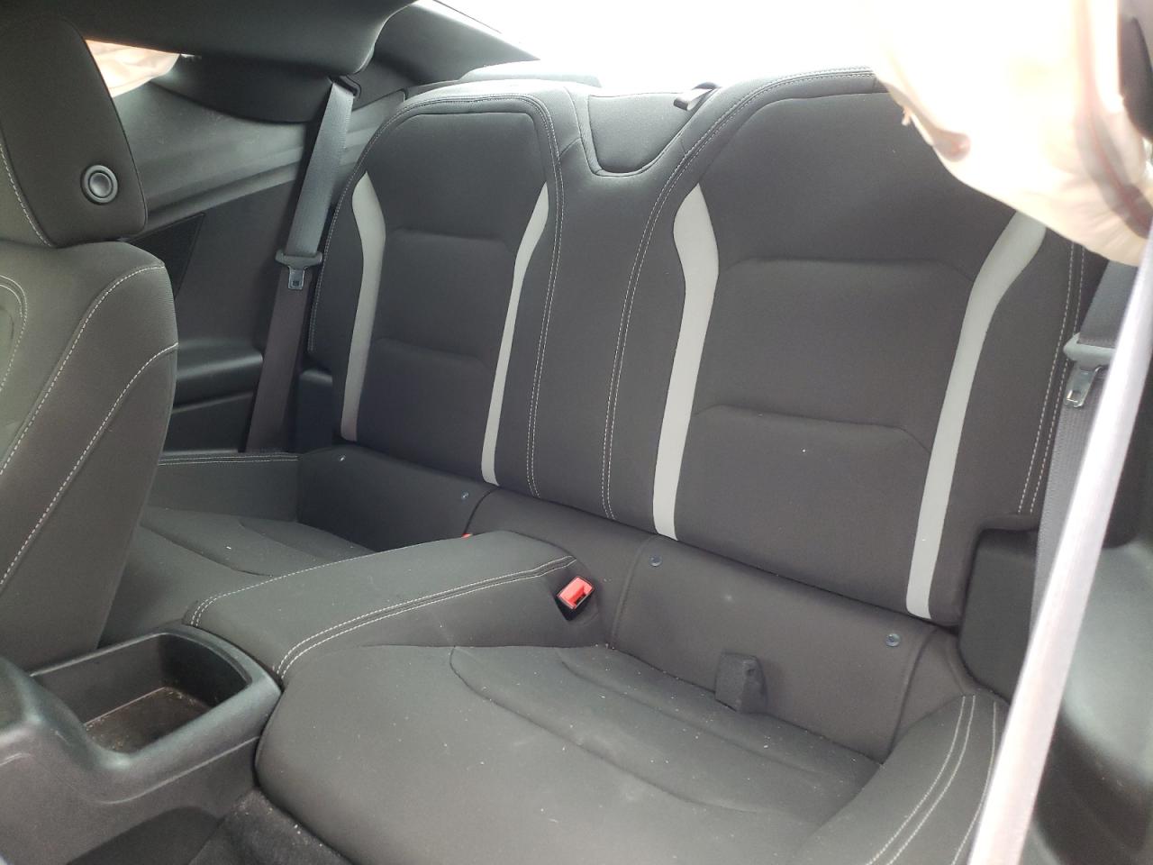 Photo 6 from auction – 2018 CHEVROLET CAMARO LT with VIN 1G1FB1RS2J0153228
