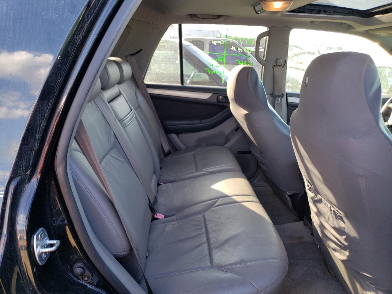 Photo 6 from auction – 2005 TOYOTA 4RUNNER SR with VIN JTEZU14R258035265