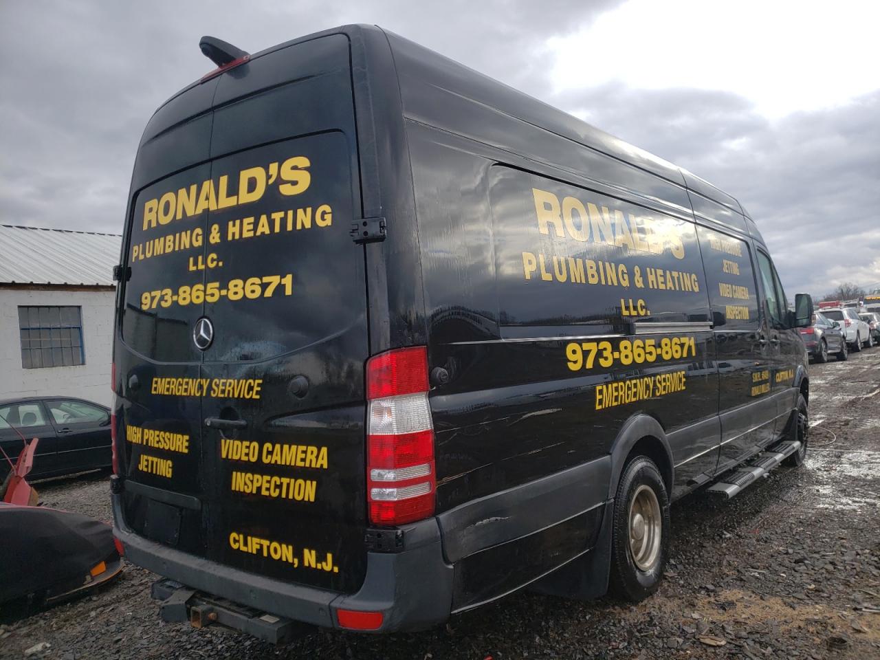 Photo 4 from auction – 2017 MERCEDES-BENZ SPRINTER 3 with VIN WD3PF1CD3HP550467