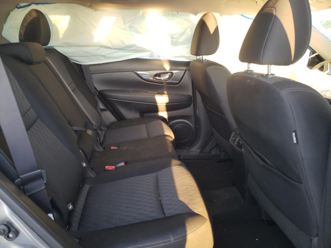 Photo 6 from auction – 2019 NISSAN ROGUE S with VIN KNMAT2MTXKP522222