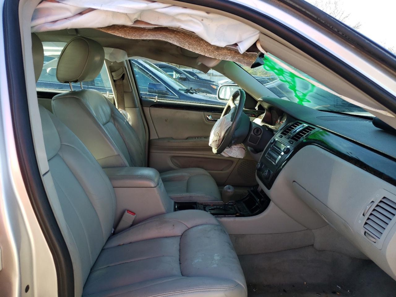 Photo 5 from auction – 2009 CADILLAC DTS with VIN 1G6KD57Y69U129181