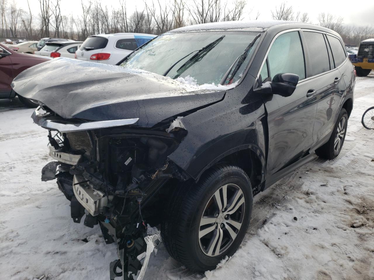 Photo 2 from auction – 2016 HONDA PILOT EX with VIN 5FNYF6H38GB003050