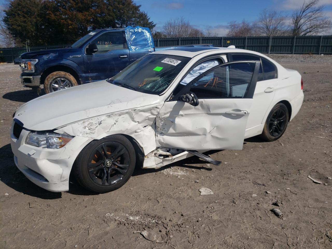Photo 9 from auction – 2008 BMW 328 XI with VIN WBAVC93558K038359