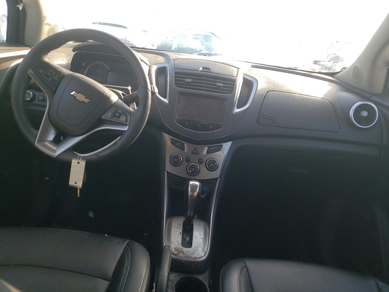 Photo 9 from auction – 2015 CHEVROLET TRAX LTZ with VIN 3GNCJNSB2FL174645