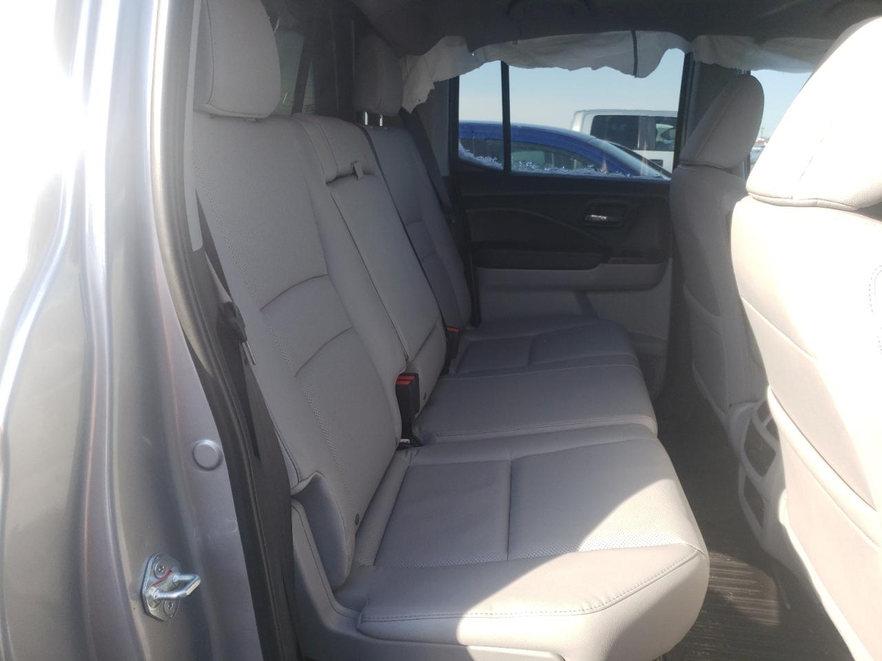 Photo 6 from auction – 2020 HONDA RIDGELINE with VIN 5FPYK3F55LB029282