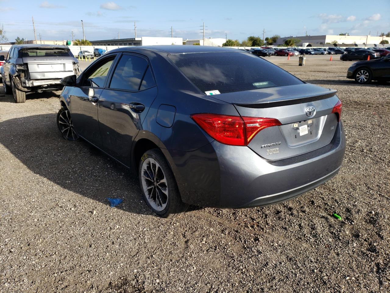 Photo 3 from auction – 2017 TOYOTA COROLLA L with VIN 5YFBURHE3HP610008