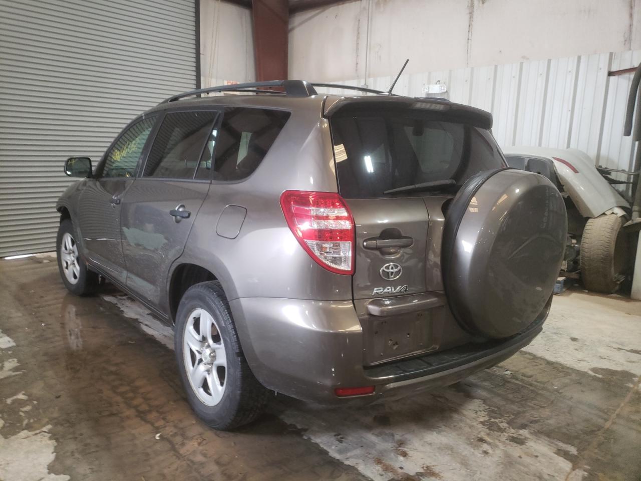 Photo 3 from auction – 2012 TOYOTA RAV4 with VIN 2T3BF4DVXCW230245