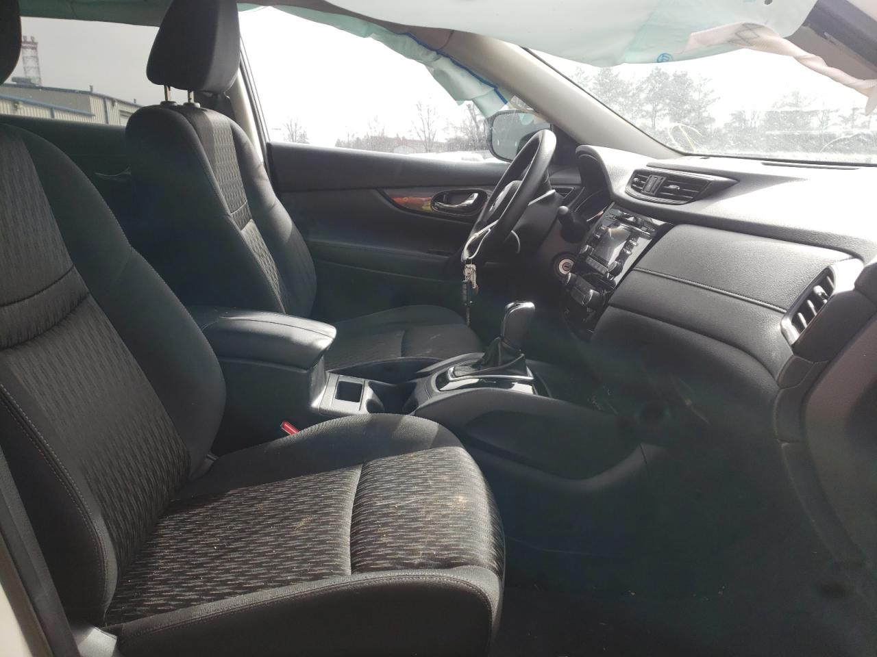 Photo 5 from auction – 2017 NISSAN ROGUE S with VIN KNMAT2MV6HP595162