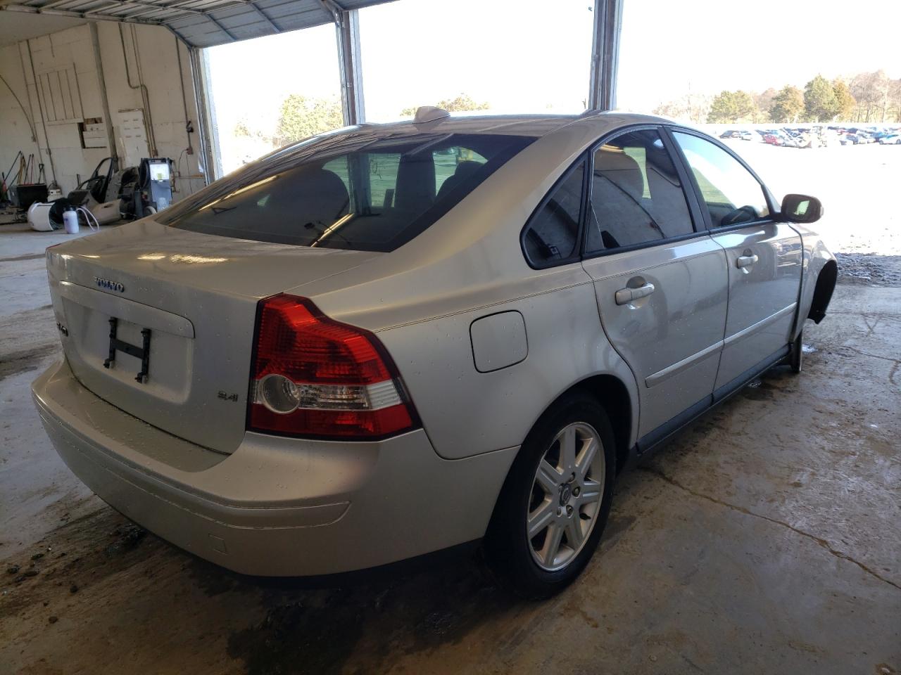 Photo 4 from auction – 2007 VOLVO S40 2.4I with VIN YV1MS382272312655