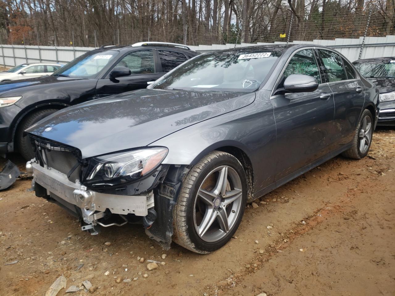 Photo 2 from auction – 2017 MERCEDES-BENZ E 300 with VIN WDDZF4JB4HA053048