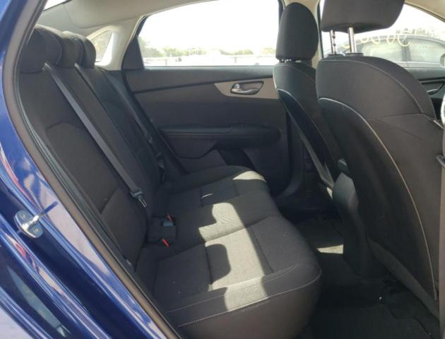 Photo 6 from auction – 2021 KIA FORTE FE with VIN 3KPF24AD4ME337975
