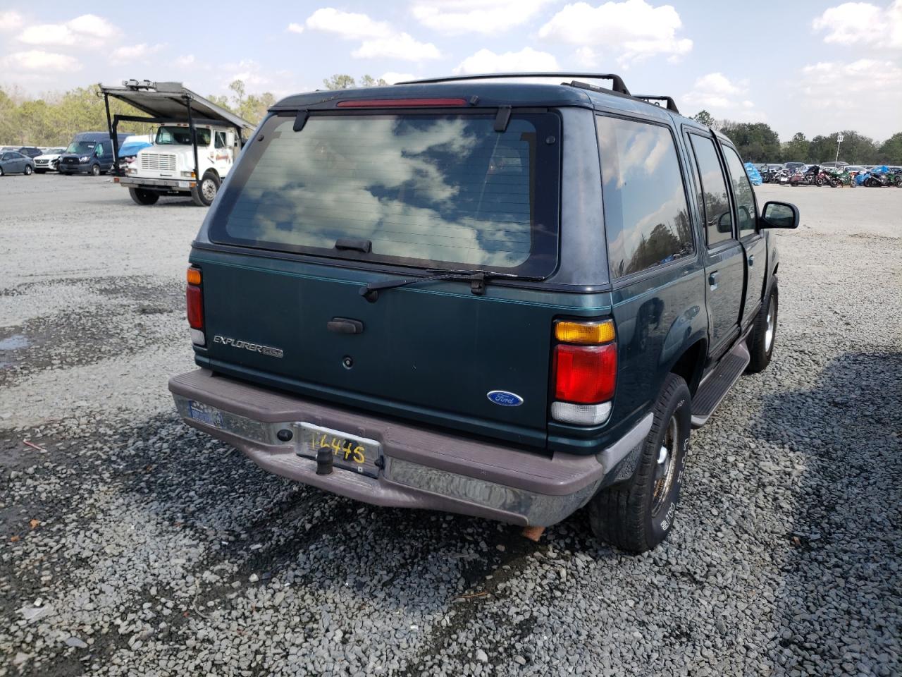 Photo 4 from auction – 1995 FORD EXPLORER with VIN 1FMDU32X8SZB82249