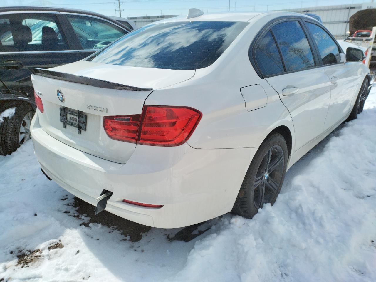 Photo 4 from auction – 2014 BMW 320 I XDRI with VIN WBA3C3C53EP662504