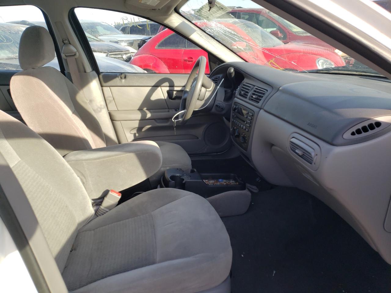 Photo 5 from auction – 2006 FORD TAURUS SE with VIN 1FAFP53UX6A166200