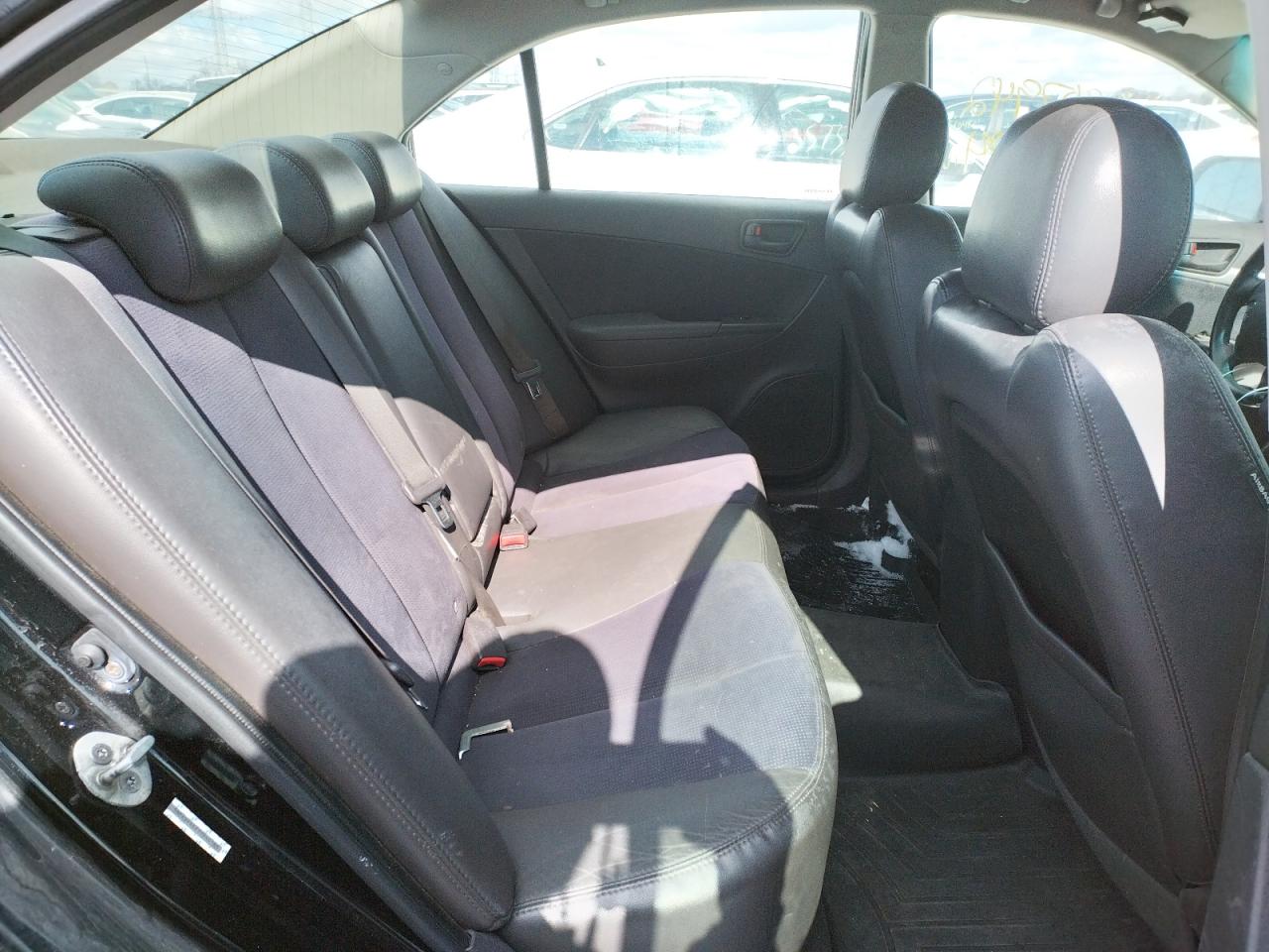 Photo 6 from auction – 2009 HYUNDAI SONATA SE with VIN 5NPEU46C29H540985