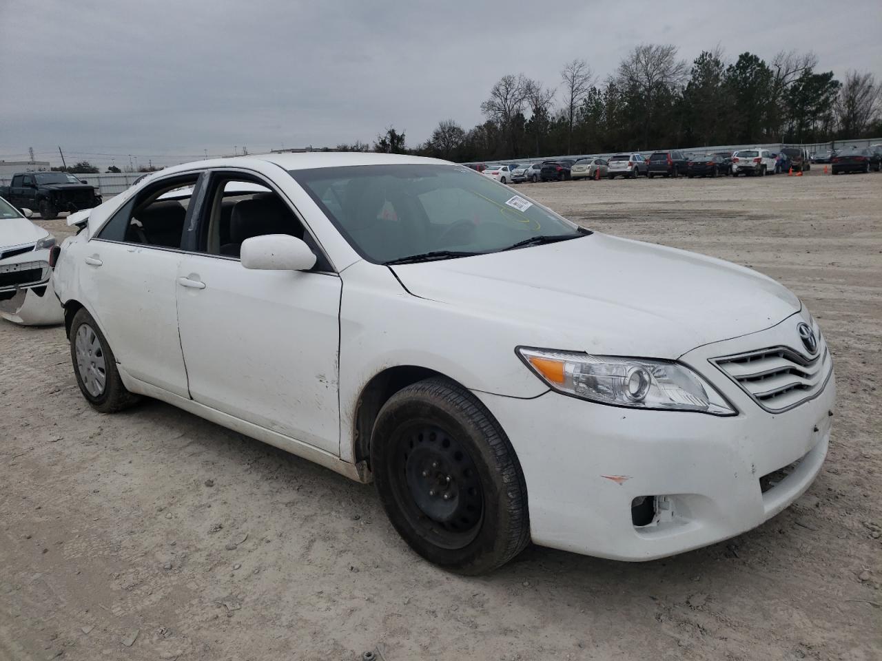 TOYOTA CAMRY BASE 2011 with VIN 4T4BF3EK8BR117129 - Photo from auction