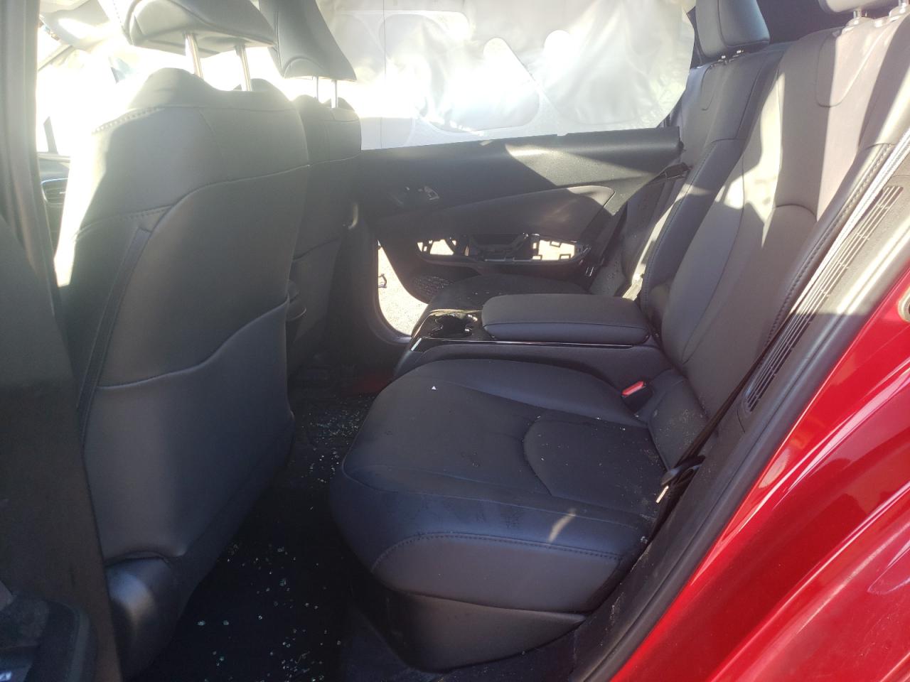 Photo 6 from auction – 2017 TOYOTA PRIUS PRIM with VIN JTDKARFP4H3065989