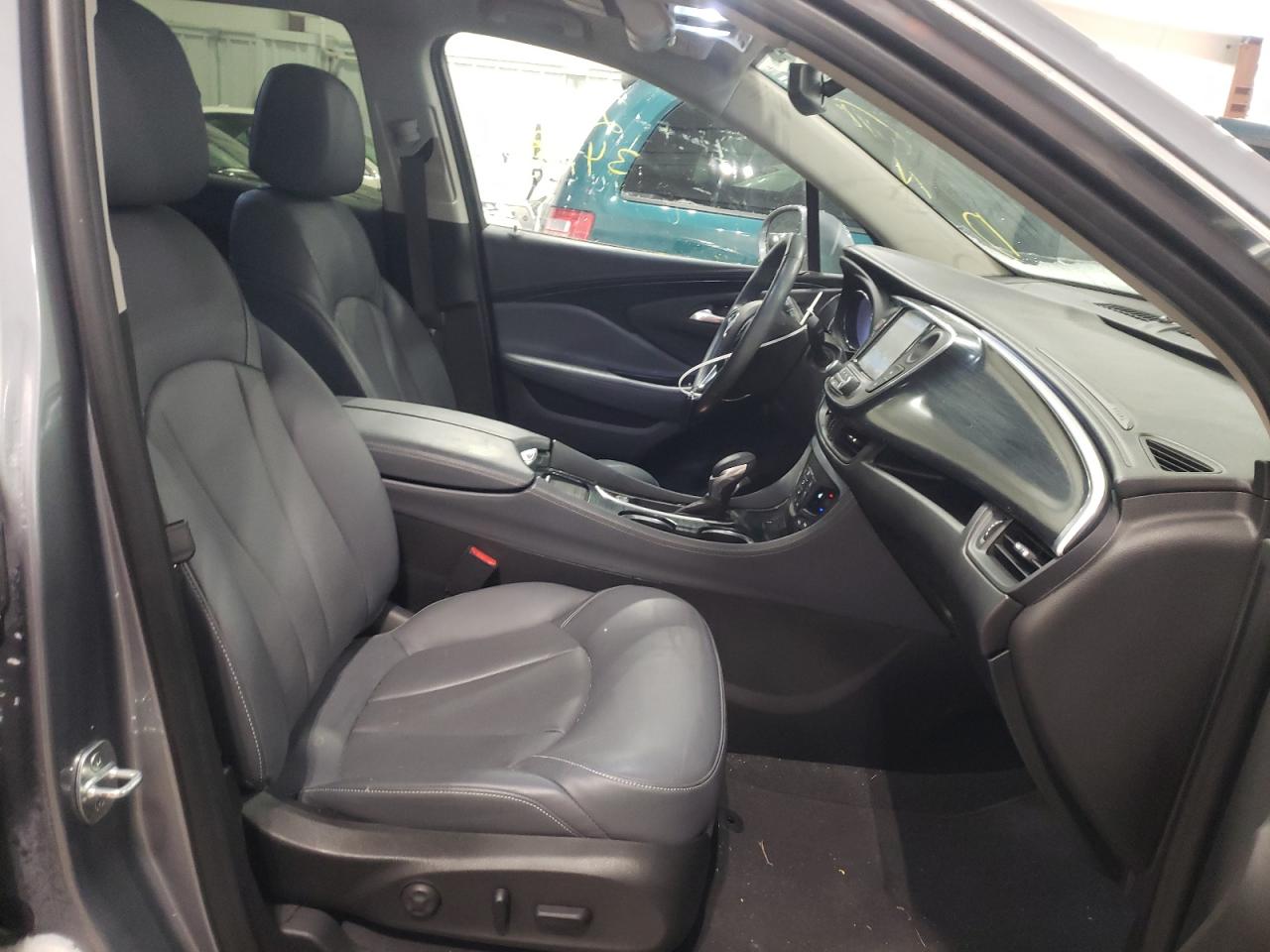 Photo 5 from auction – 2020 BUICK ENVISION E with VIN LRBFX2SA1LD071503