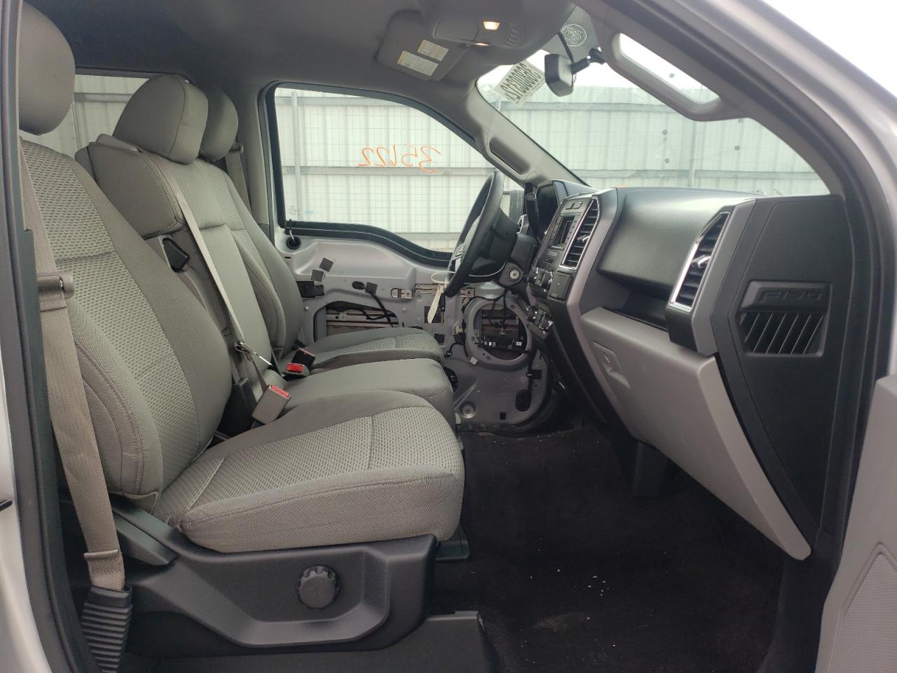 Photo 5 from auction – 2016 FORD F150 SUPER with VIN 1FTEW1C89GFB92862