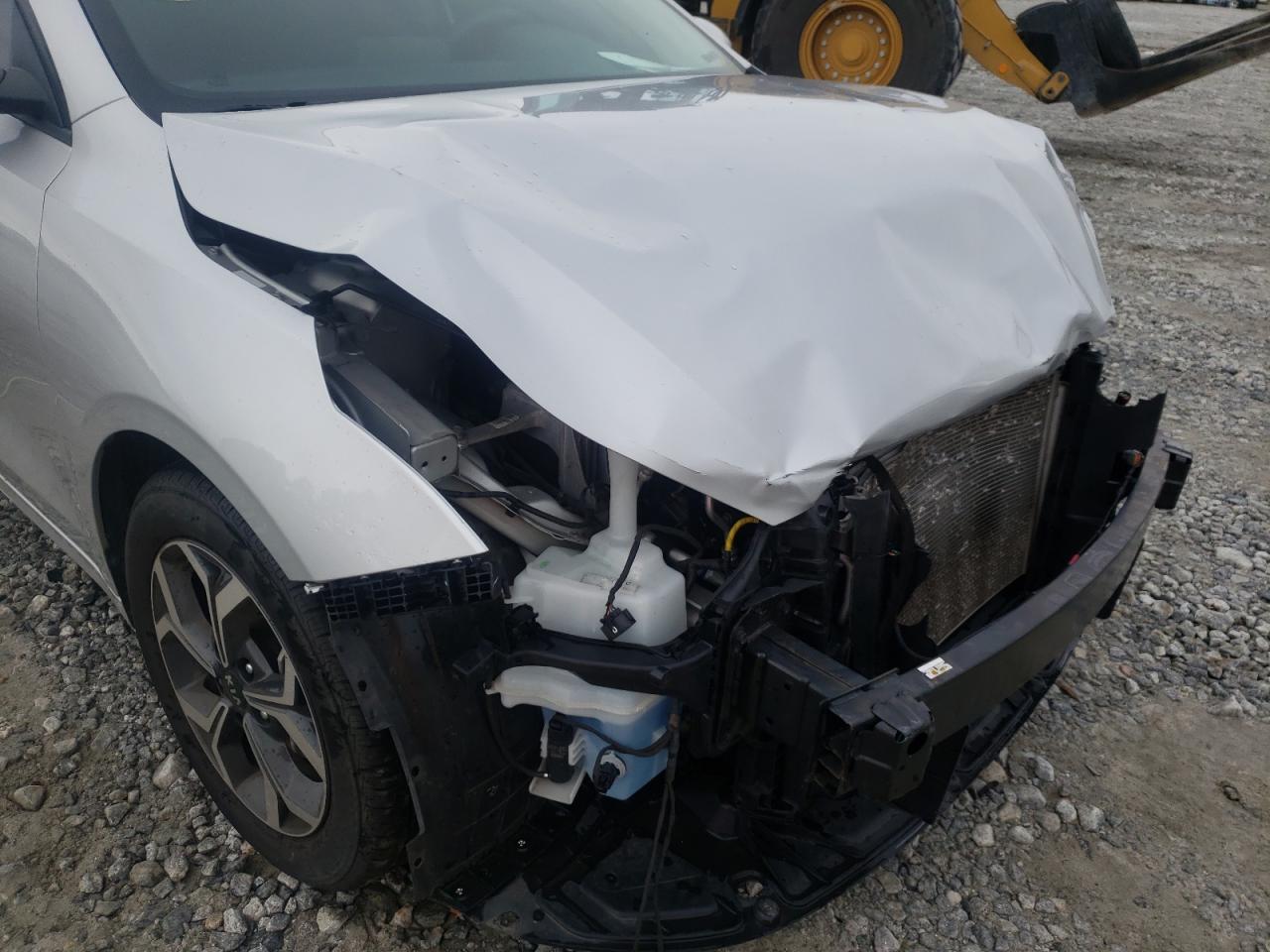Photo 9 from auction – 2019 KIA FORTE FE with VIN 3KPF24AD2KE032584