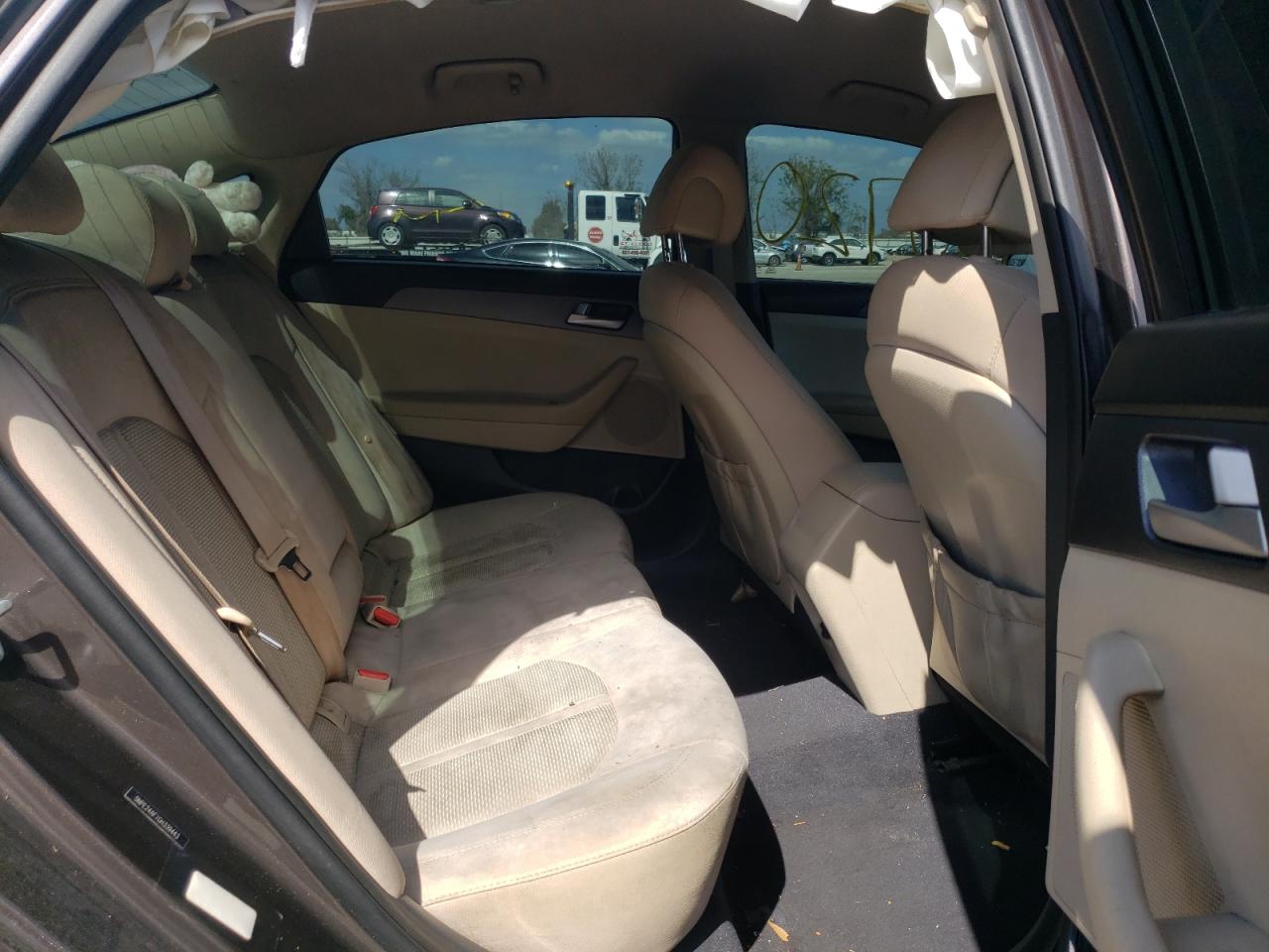 Photo 6 from auction – 2016 HYUNDAI SONATA SE with VIN 5NPE24AF7GH339443