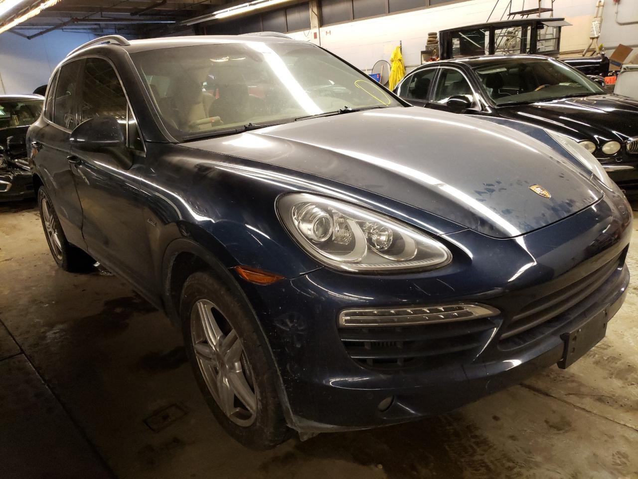 PORSCHE CAYENNE 2014 with VIN WP1AF2A22ELA34069 - Photo from auction