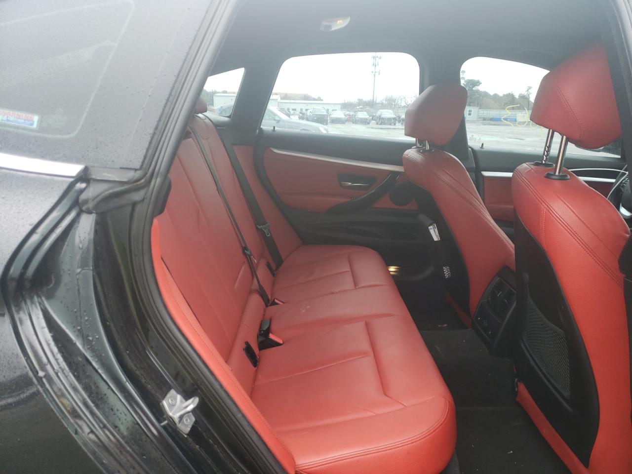 Photo 6 from auction – 2017 BMW 330 I with VIN WBA8Z9C30HG826737