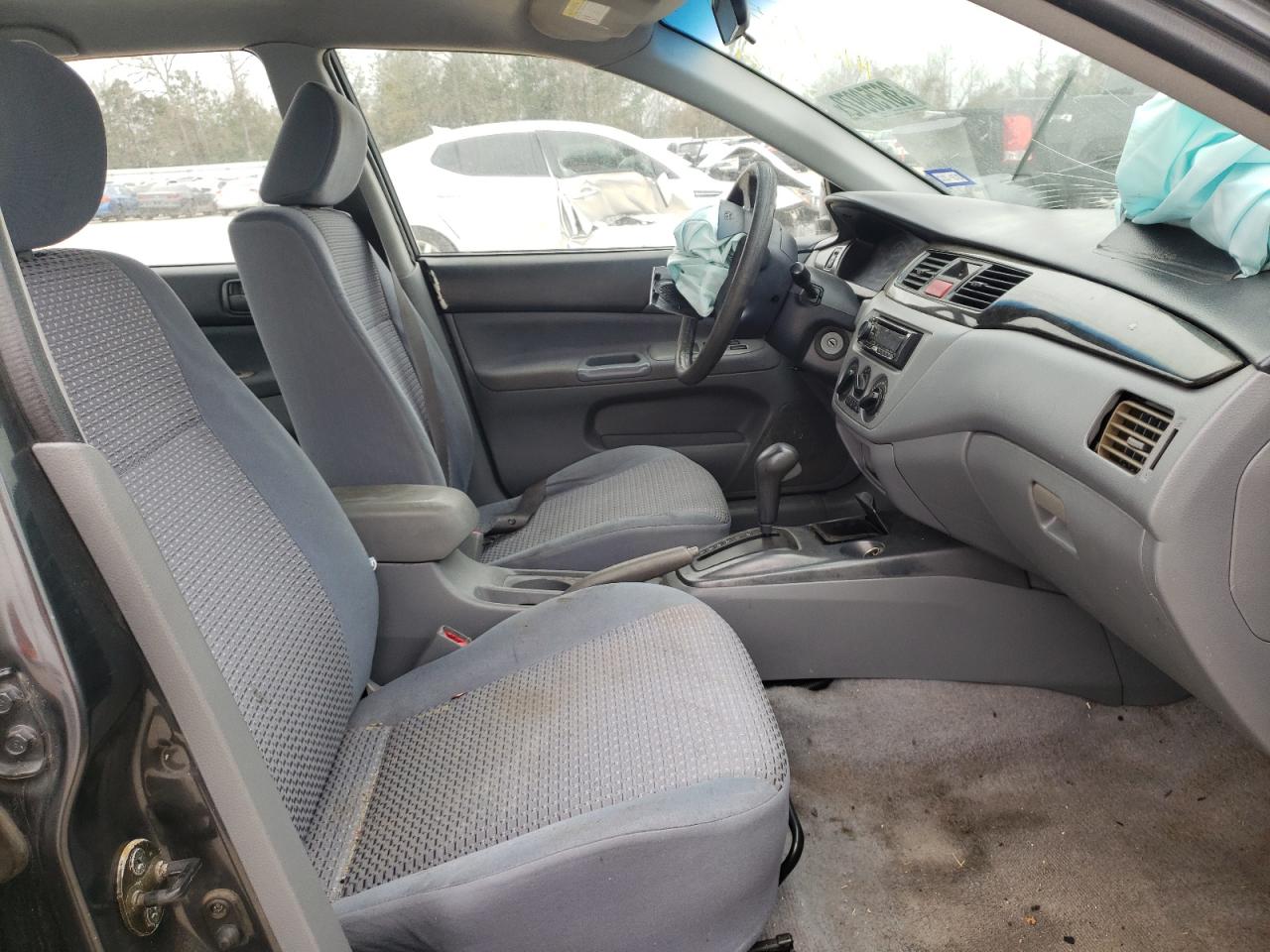 Photo 5 from auction – 2003 MITSUBISHI LANCER ES with VIN JA3AJ26E53U109159