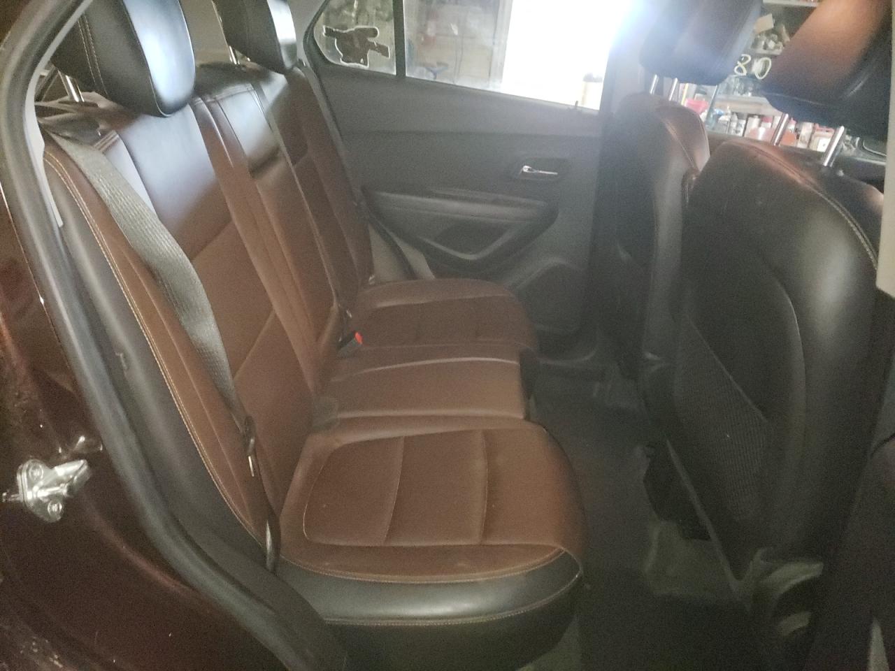 Photo 6 from auction – 2015 CHEVROLET TRAX LTZ with VIN KL7CJTSB3FB182331