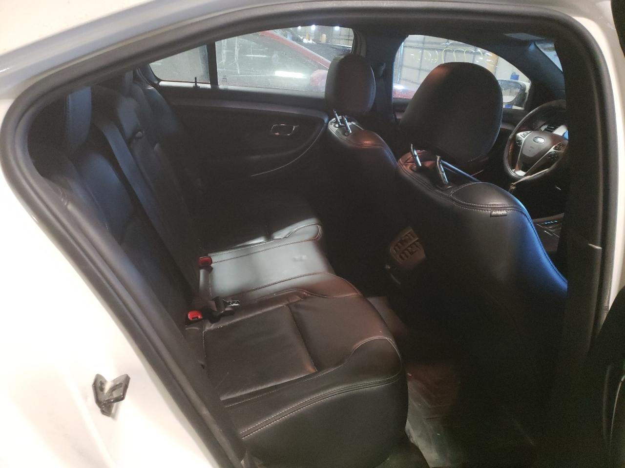 Photo 6 from auction – 2015 FORD TAURUS SEL with VIN 1FAHP2E89FG206643