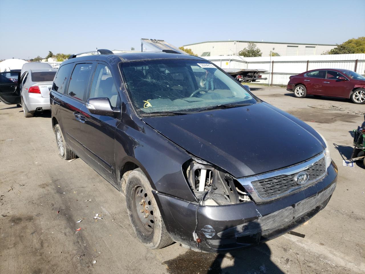 Photo 9 from auction – 2012 KIA SEDONA LX with VIN KNDMG4C76C6458818