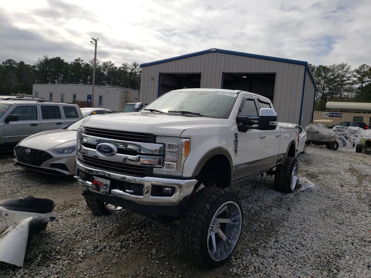 Photo 2 from auction – 2017 FORD F250 SUPER with VIN 1FT7W2BT3HEE53320
