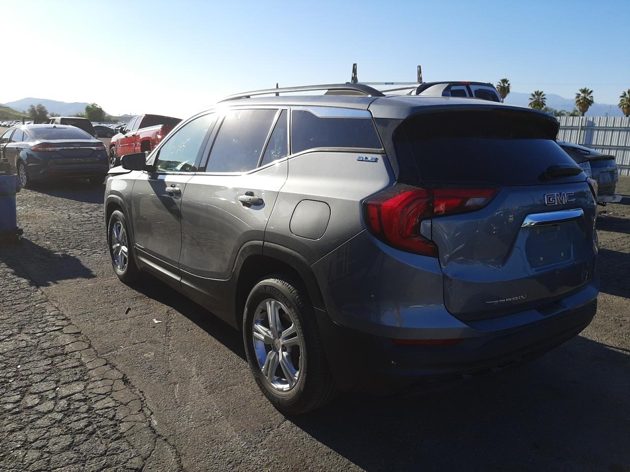 Photo 3 from auction – 2020 GMC TERRAIN SL with VIN 3GKALMEV9LL190920
