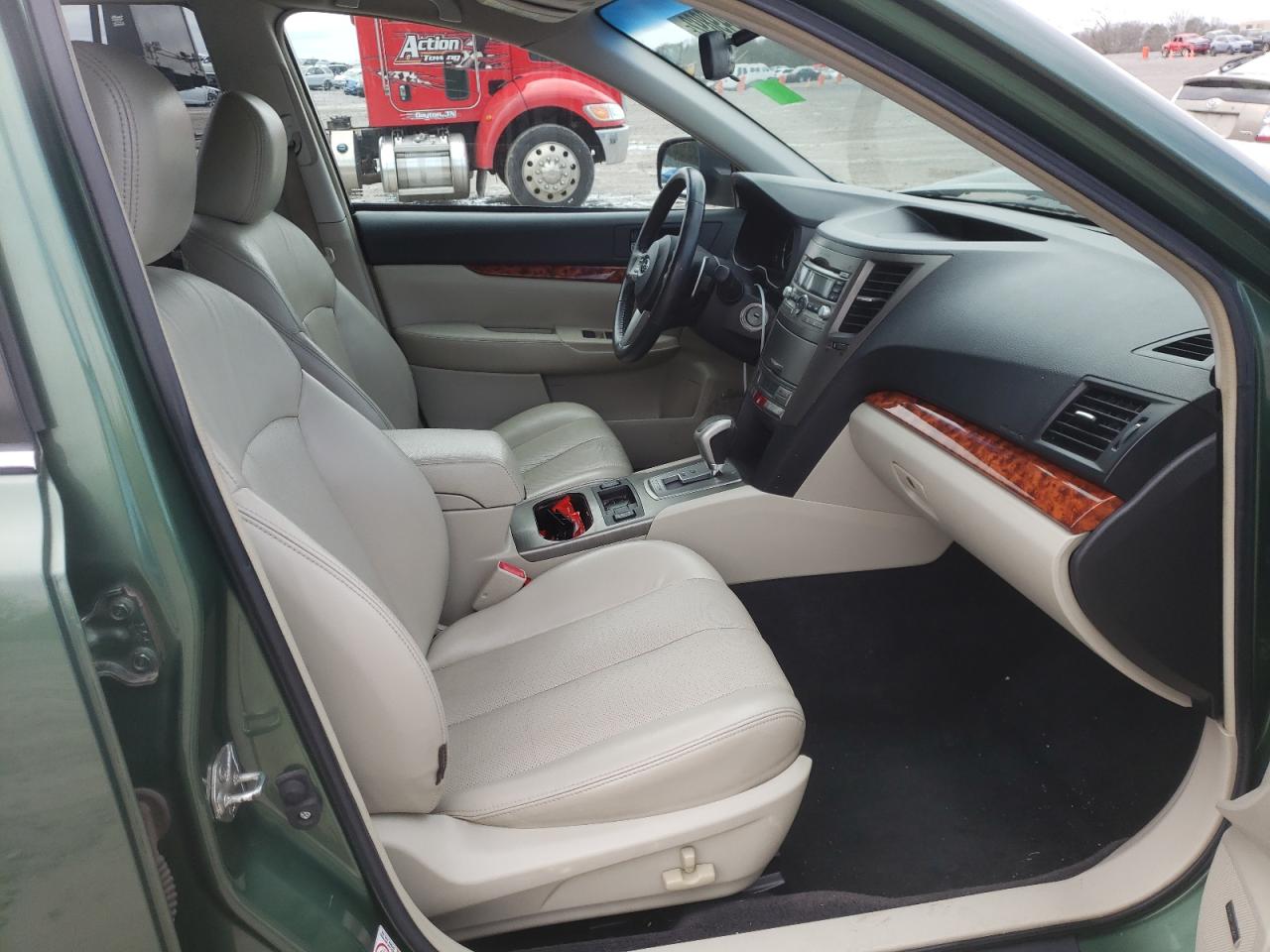 Photo 5 from auction – 2010 SUBARU OUTBACK 2. with VIN 4S4BRBJC1A3324122