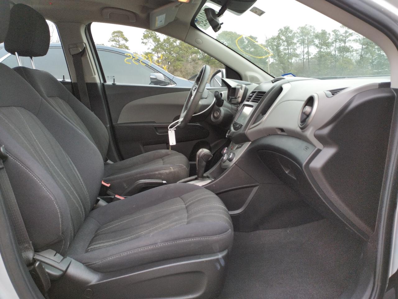 Photo 5 from auction – 2015 CHEVROLET SONIC LT with VIN 1G1JC5SH1F4160801