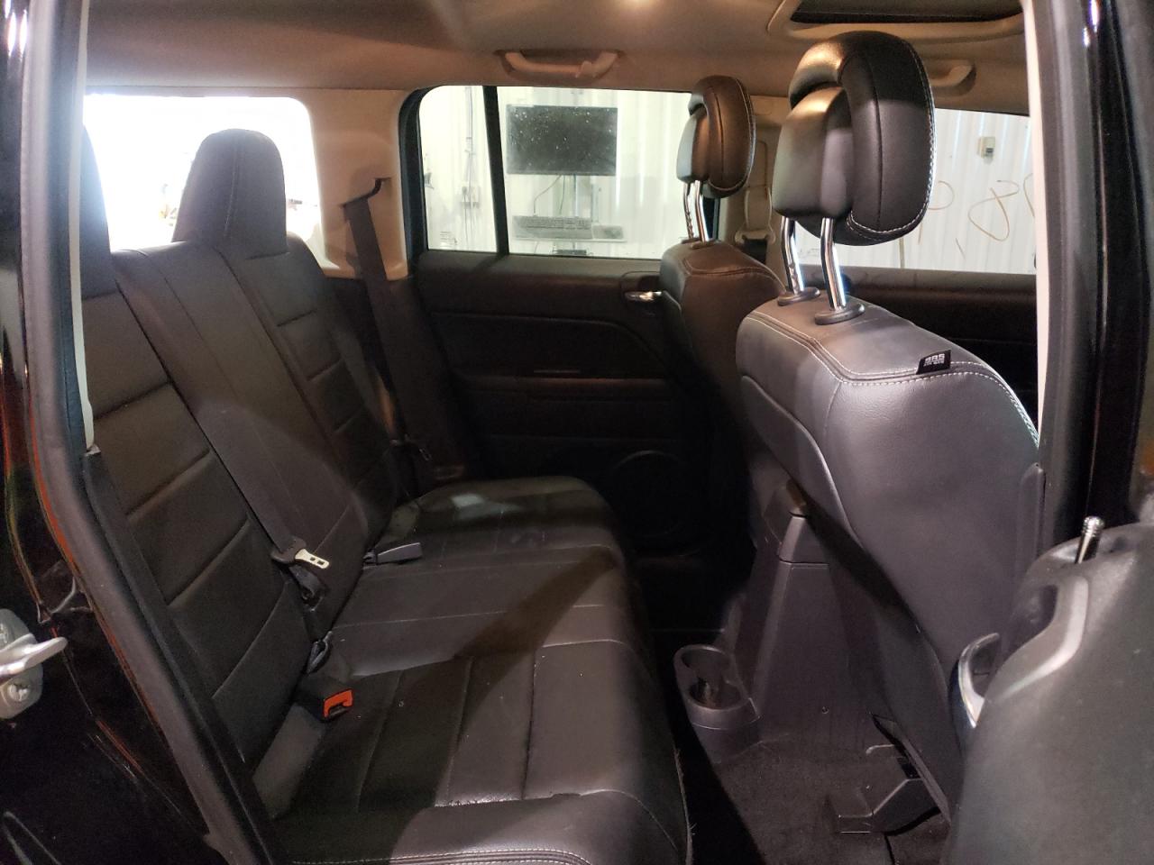 Photo 6 from auction – 2015 JEEP PATRIOT LA with VIN 1C4NJPFA2FD171300