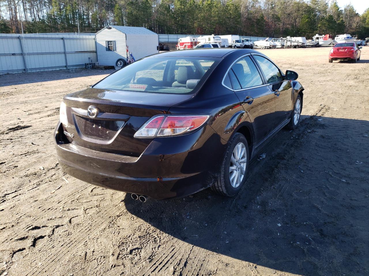 Photo 4 from auction – 2011 MAZDA 6 I with VIN 1YVHZ8CHXB5M12273