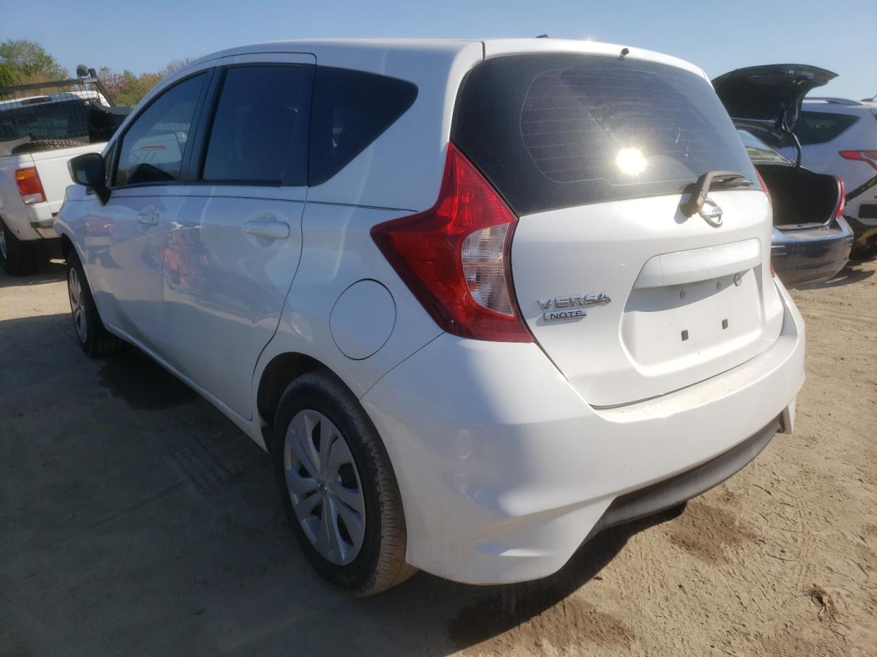 Photo 3 from auction – 2017 NISSAN VERSA NOTE with VIN 3N1CE2CP8HL356765