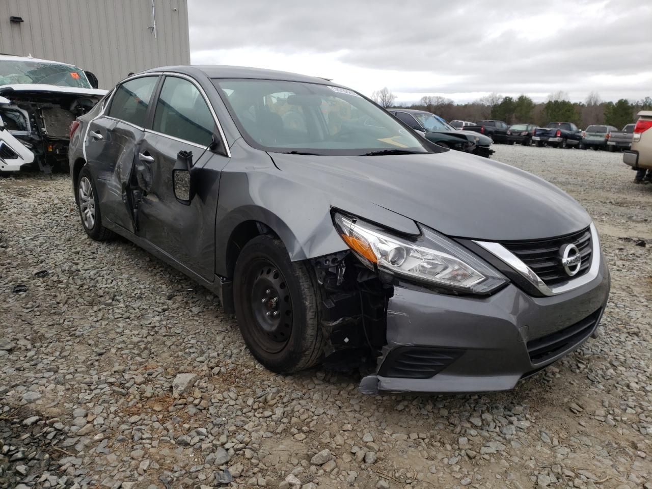 NISSAN ALTIMA 2.5 2018 with VIN 1N4AL3AP3JC183232 - Photo from auction