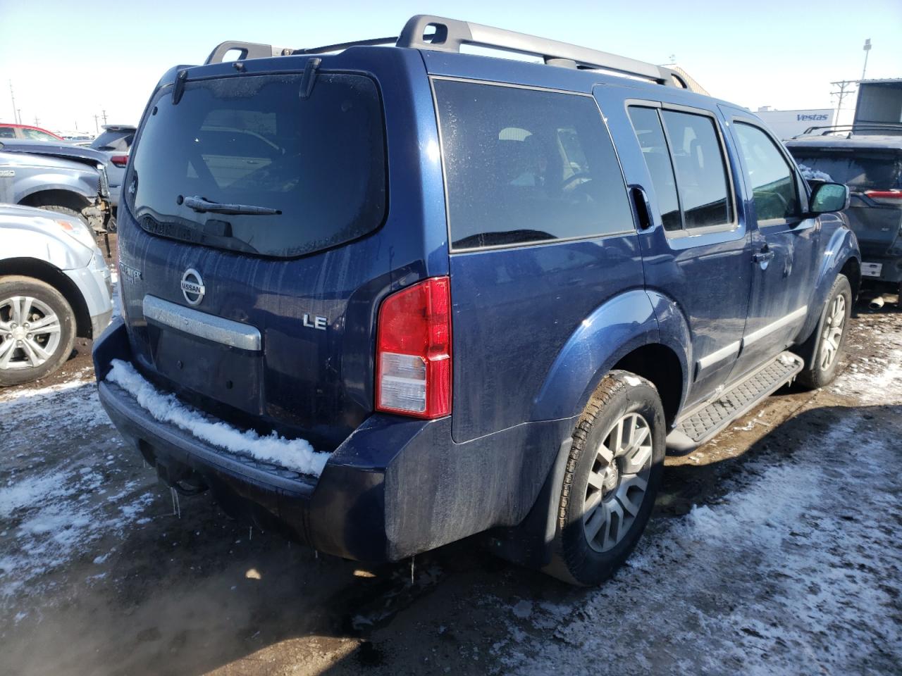 Photo 4 from auction – 2010 NISSAN PATHFINDER with VIN 5N1AR1NB4AC605693