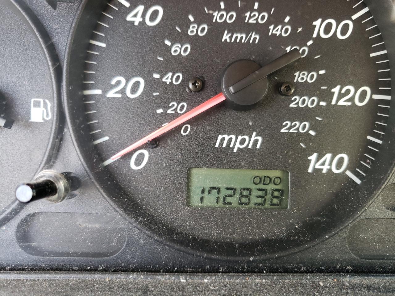 Photo 8 from auction – 2000 MAZDA PROTEGE DX with VIN JM1BJ2224Y0296085