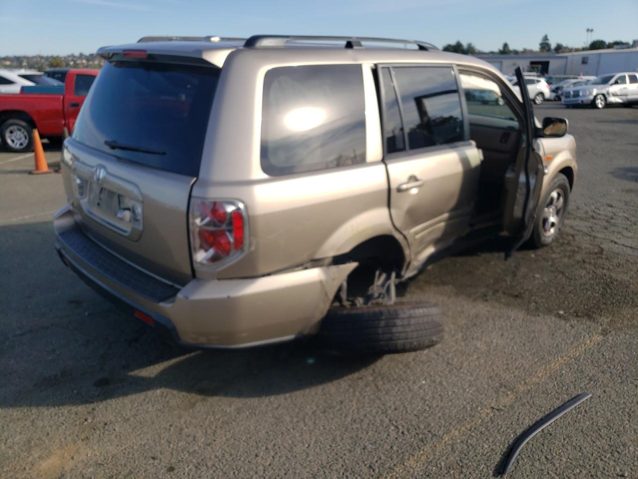 Photo 4 from auction – 2007 HONDA PILOT EXL with VIN 5FNYF28777B014469
