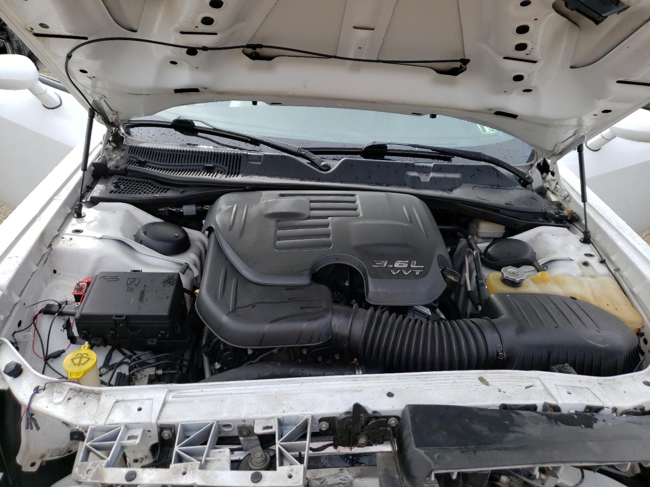 Photo 7 from auction – 2015 DODGE CHALLENGER with VIN 2C3CDZAG2FH821014