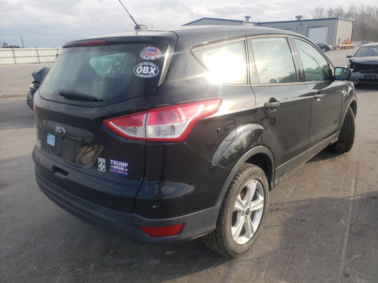 Photo 4 from auction – 2016 FORD ESCAPE S with VIN 1FMCU0F71GUB88435