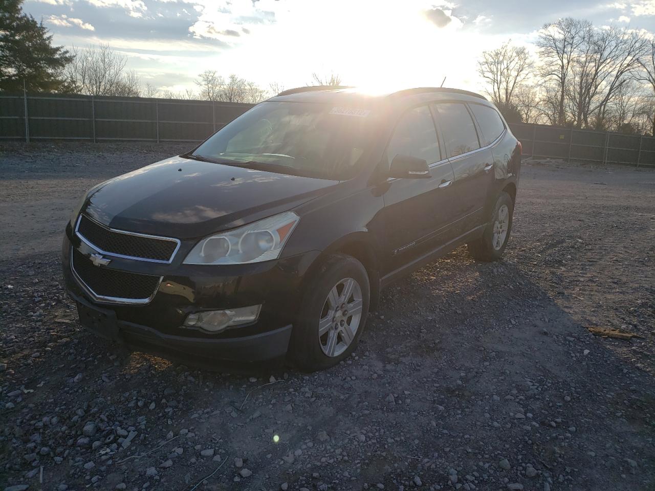 Photo 2 from auction – 2009 CHEVROLET TRAVERSE L with VIN 1GNEV23D19S170524