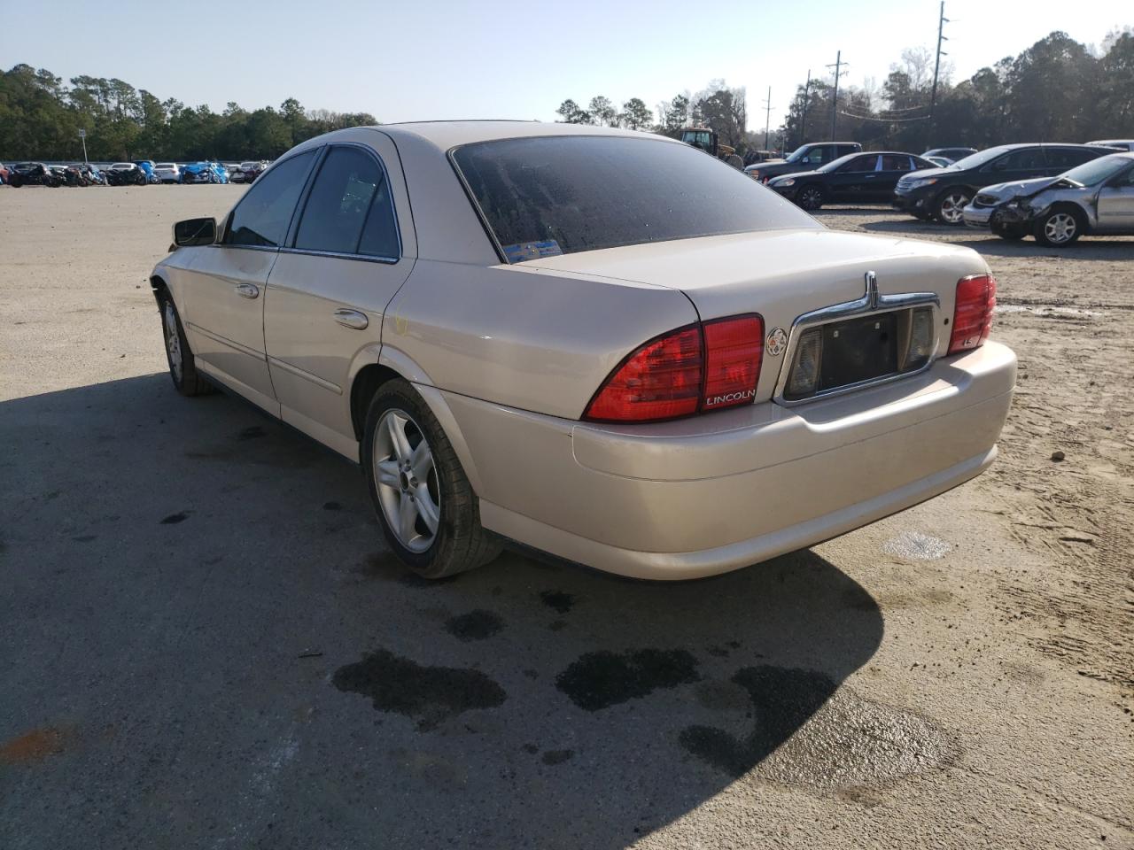 Photo 3 from auction – 2000 LINCOLN LS with VIN 1LNHM87A6YY912161