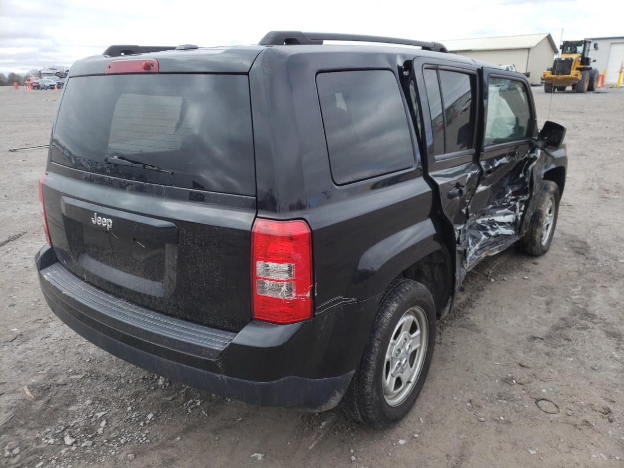 Photo 4 from auction – 2015 JEEP PATRIOT SP with VIN 1C4NJPBB1FD318950