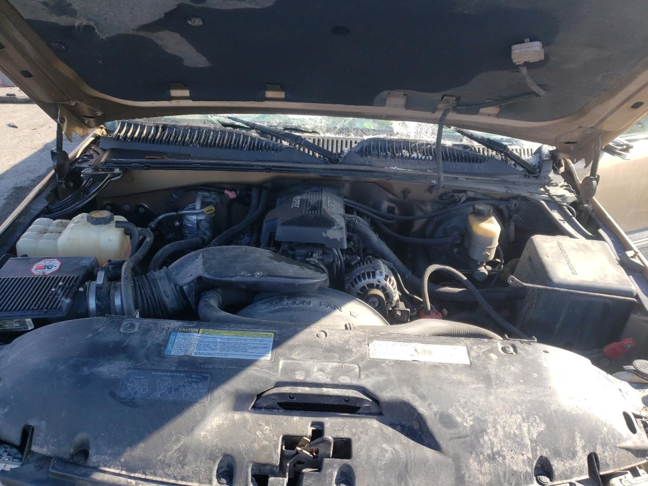 Photo 7 from auction – 2000 CHEVROLET SILVERADO with VIN 1GCEK19T4YZ221787