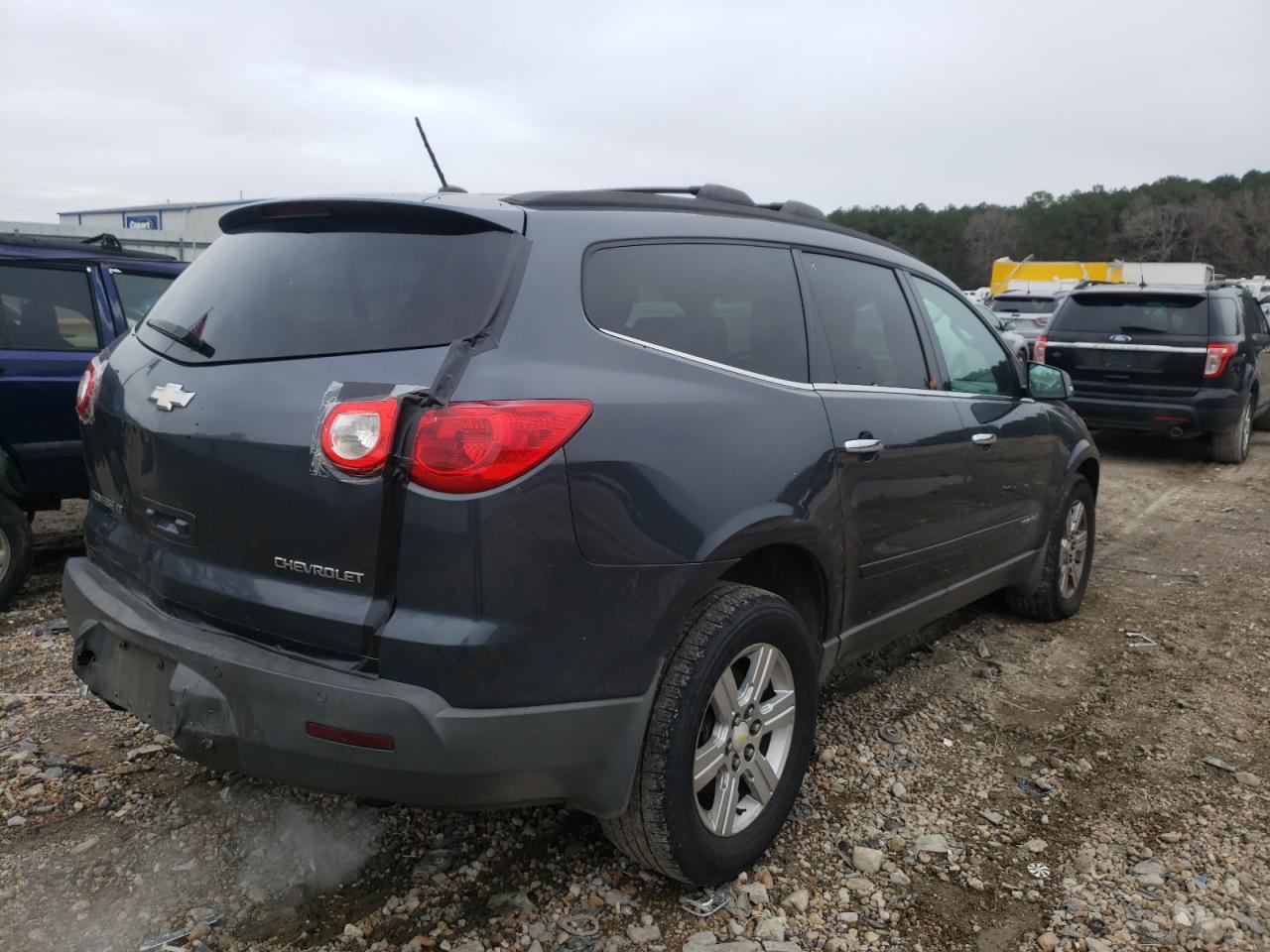 Photo 4 from auction – 2009 CHEVROLET TRAVERSE L with VIN 1GNER23D99S103481